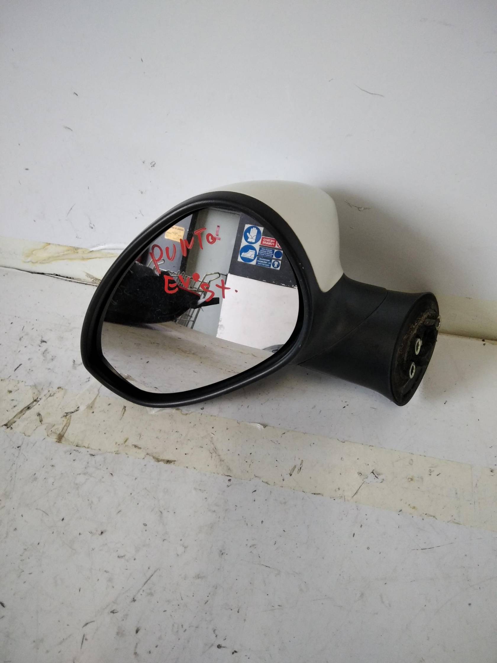 Retrovisore est. regolaz. elettr. sx.